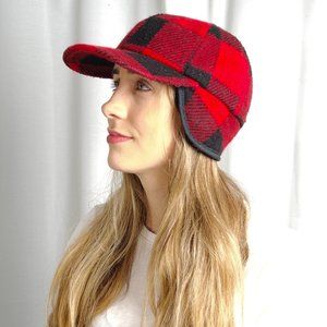 Classic Vintage Wool Plaid Hat with Earflaps and Visor. Size: Small